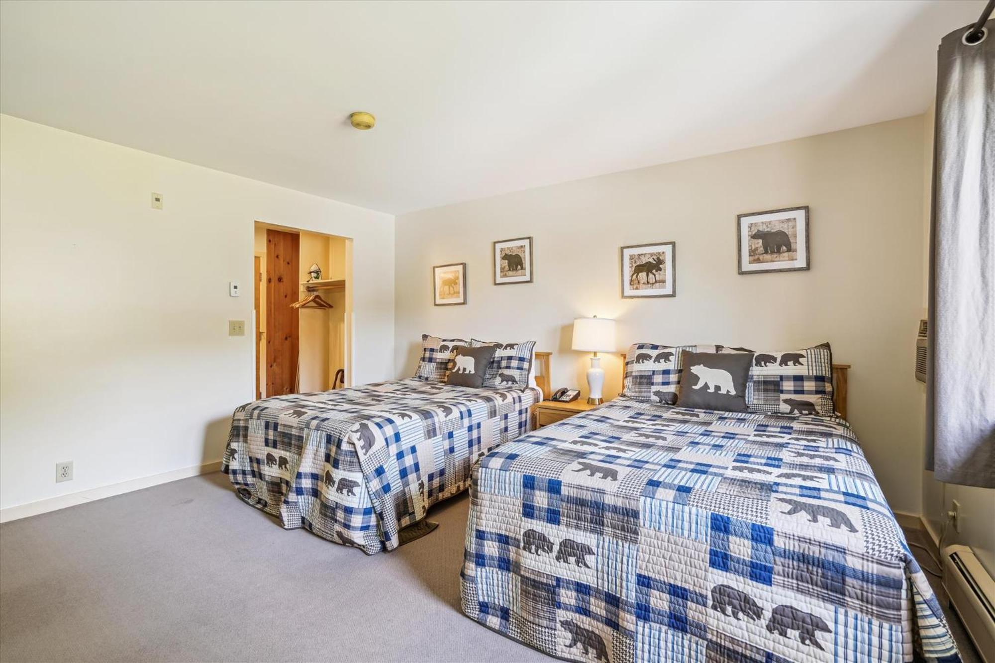 Cedarbrook Two Double Bed Hotel Room With Outdoor Heated Pool 216 基灵顿 外观 照片
